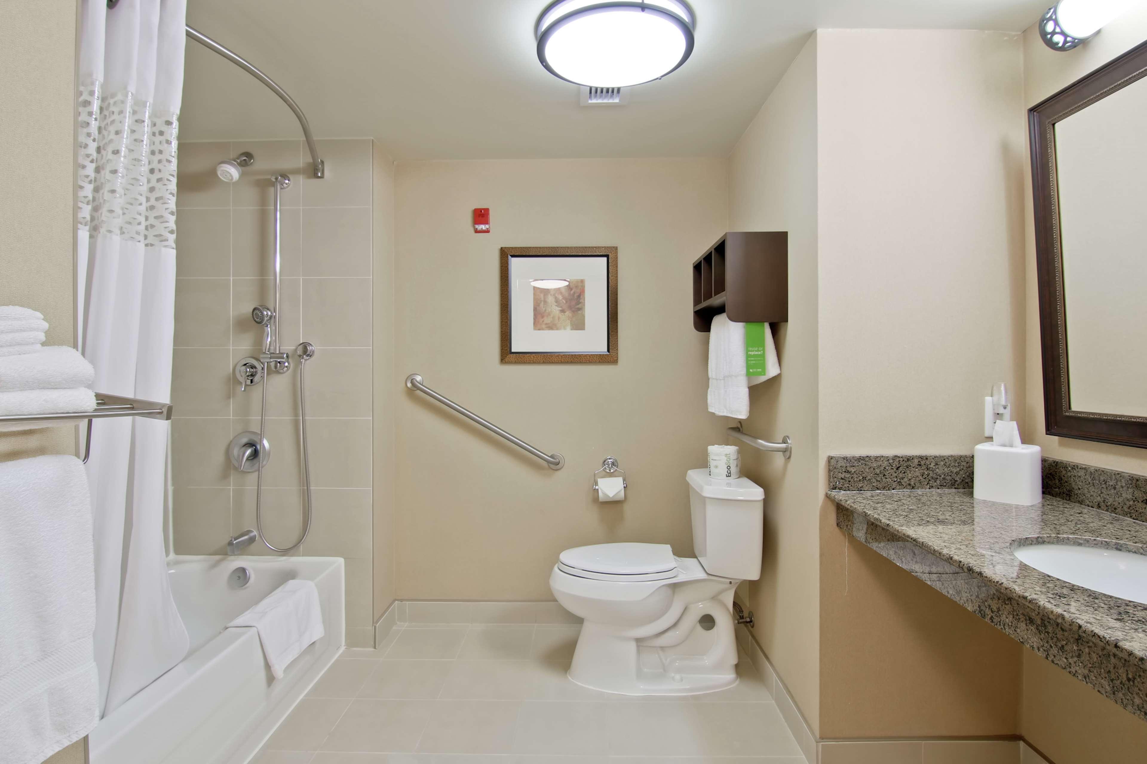 Hampton Inn By Hilton North Bay Exterior foto