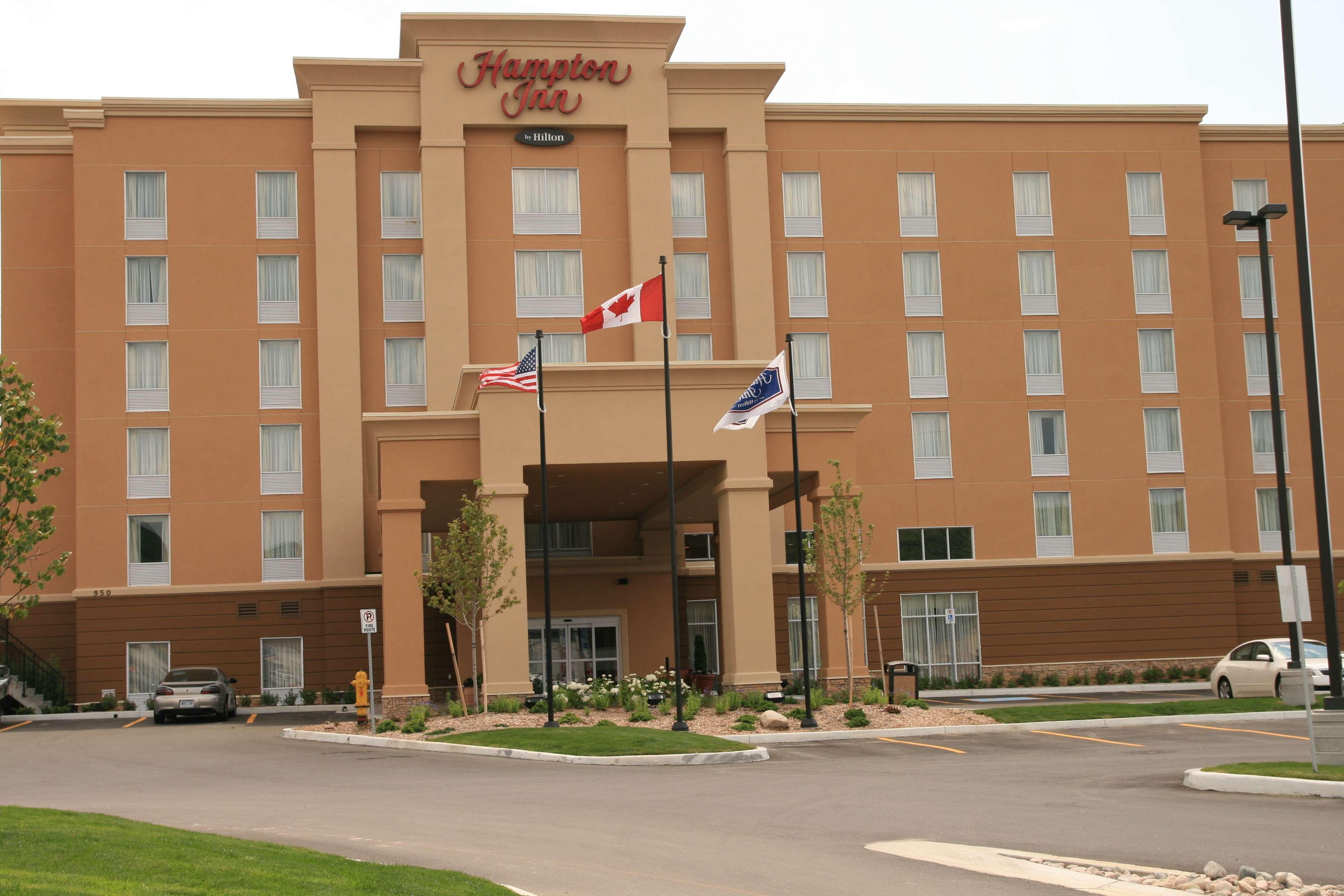 Hampton Inn By Hilton North Bay Exterior foto