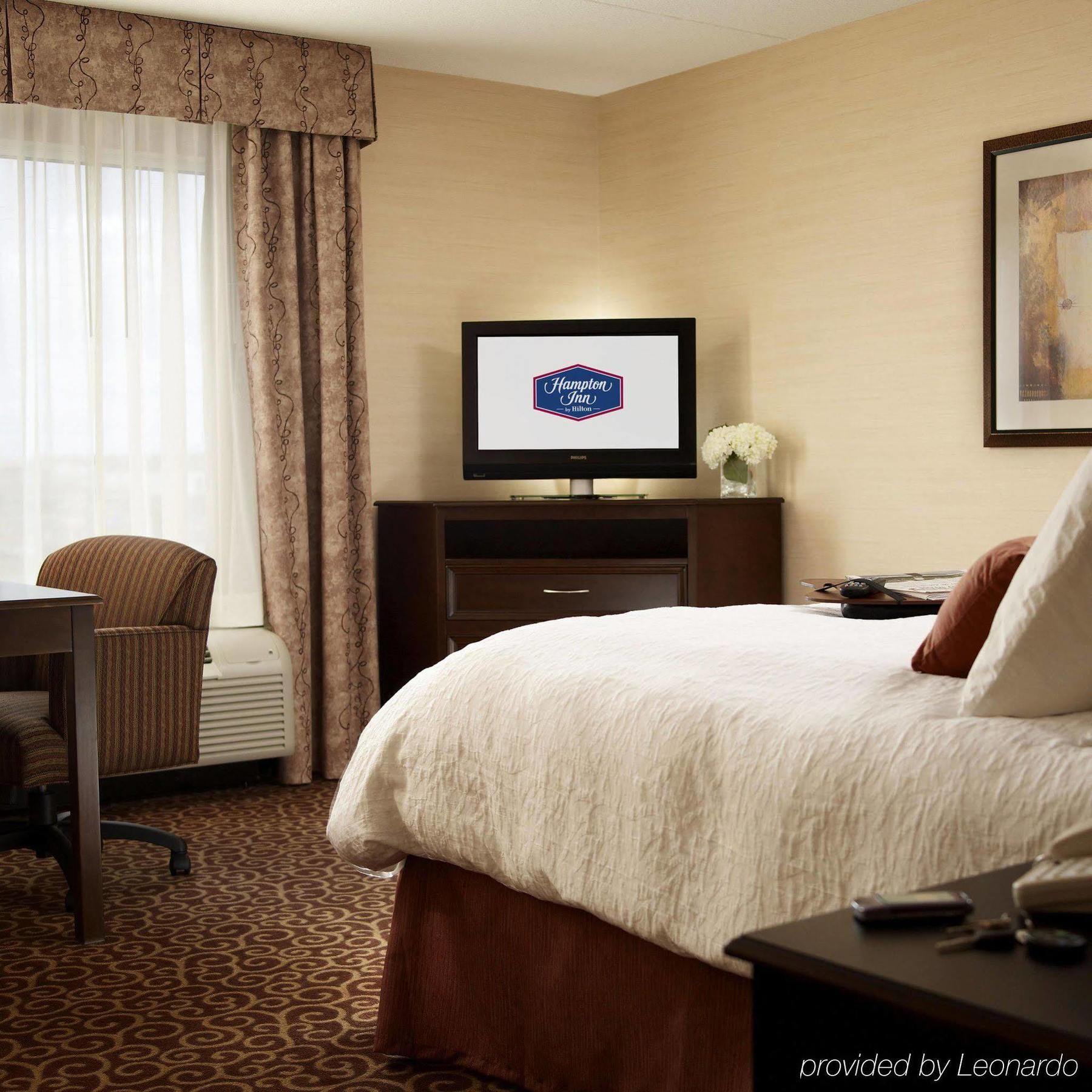 Hampton Inn By Hilton North Bay Quarto foto